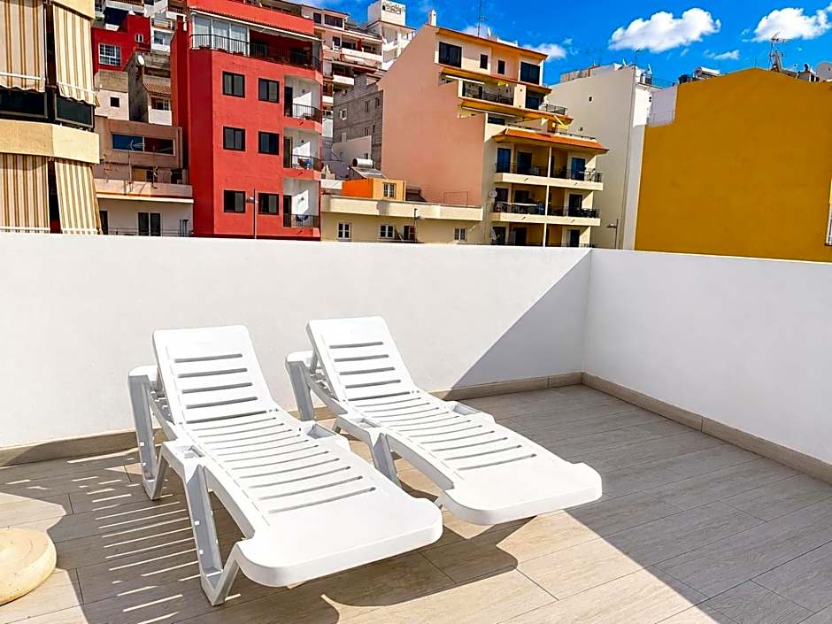 Few steps from the beach hostel in Los Cristianos