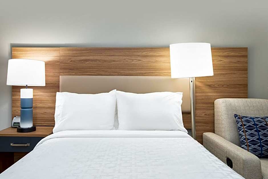 Candlewood Suites Conway By IHG