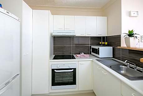 Two-Bedroom Apartment with Two Bathrooms