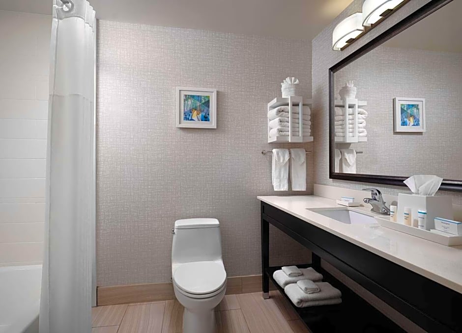 Hampton Inn Clinton