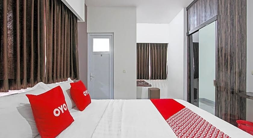 Capital O 91665 D'prof Exclusive Guesthouse