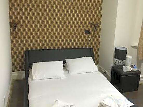 OYO Star Hotel South Leicester