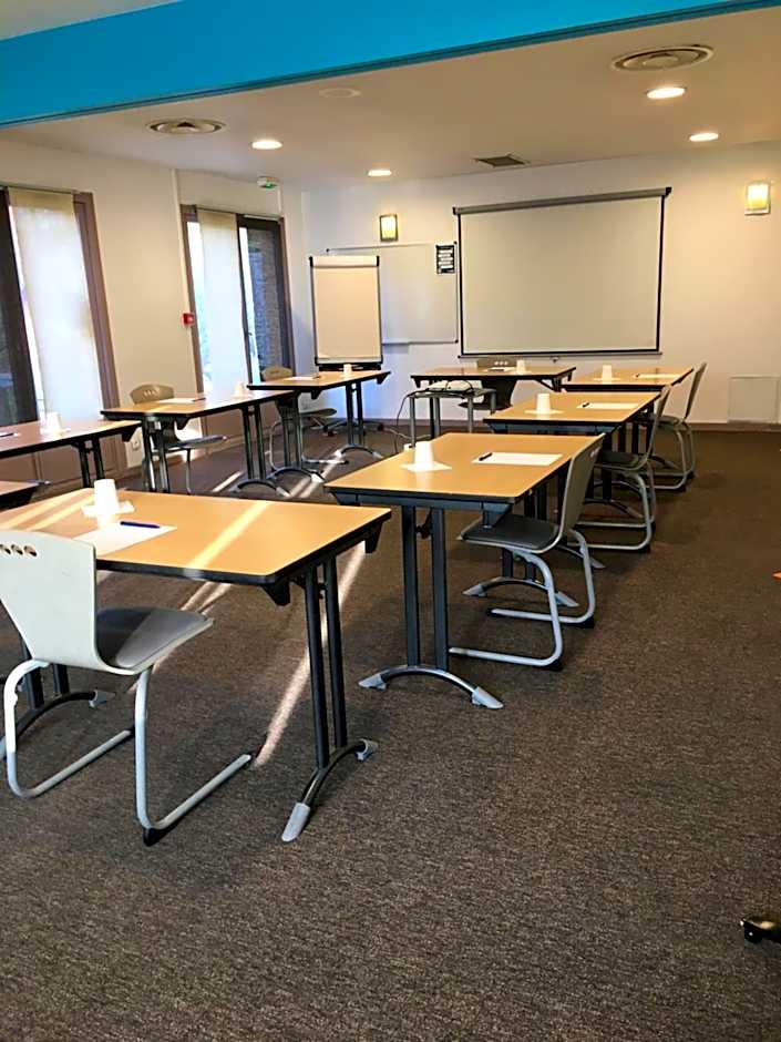 Campanile Marseille Est La Penne