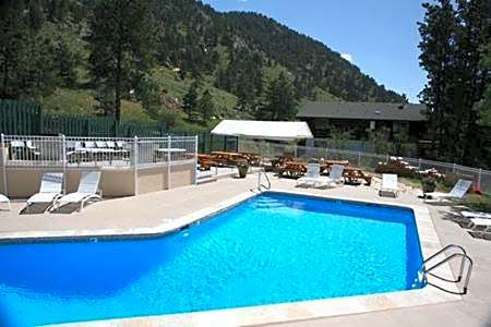 Wildwood Inn