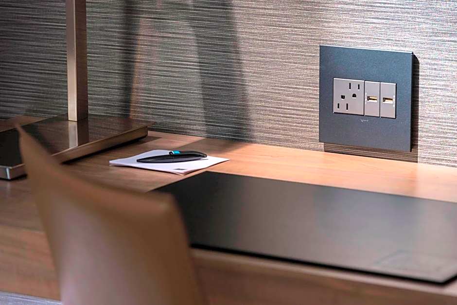 AC Hotel by Marriott Boston North