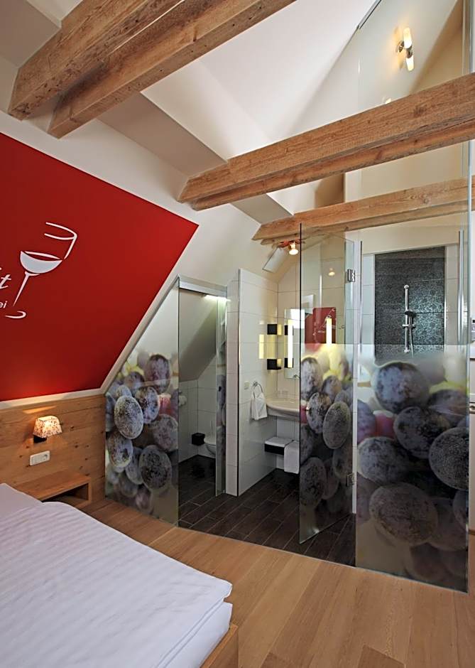 Weingut Essgut Schlafgut Sabathihof-Dillinger