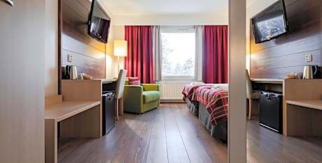 Twin Room with Sauna