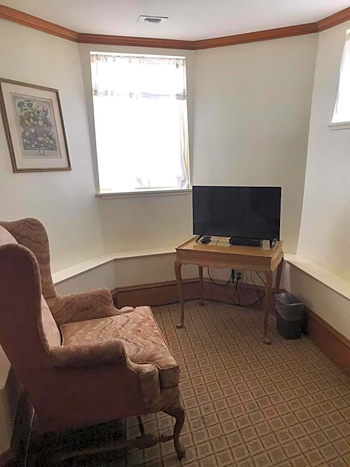 Pacific Grove Inn