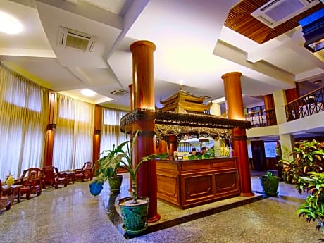 Shwe Ingyinn Hotel Mandalay
