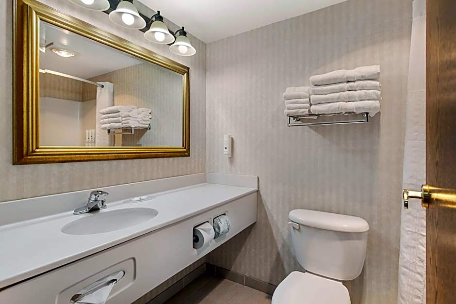 Quality Inn & Suites Manistique