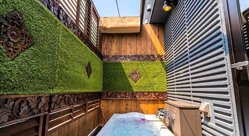 HOTEL PetitBALI GARDEN Shin-Okubo - Adult Only