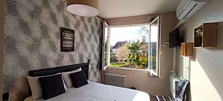 Double Room with Garden View