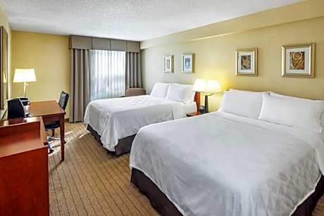 Standard Queen Room with Two Queen Beds