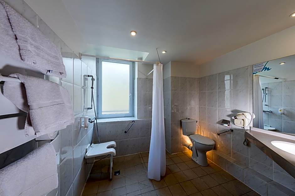 Noemys Neris Montlucon - hotel restaurant