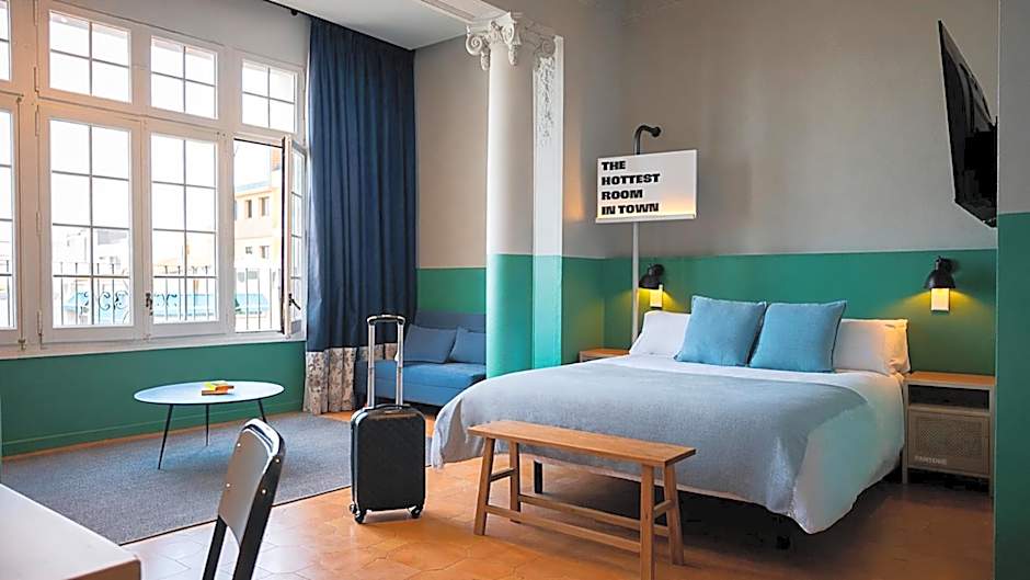 Casa Gracia Barcelona Hostel