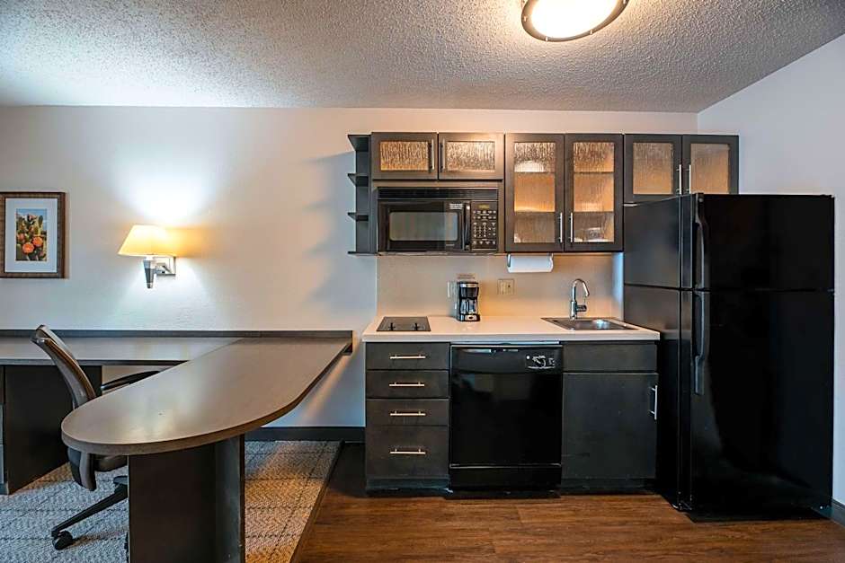Sonesta Simply Suites Dallas Richardson