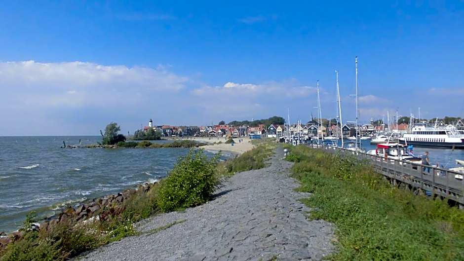 Vakantiepark 't Urkerbos - Kabouterhuisje