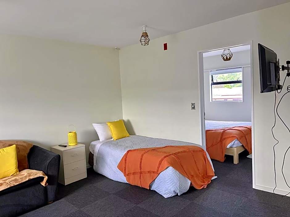AAA Northlands Motel