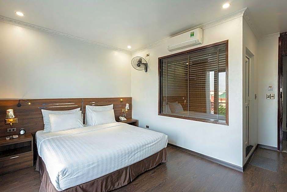 RIO HOTEL