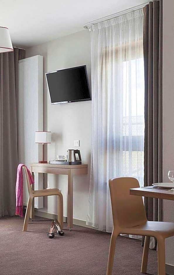 Nehô Suites Porte de Genève - Gare Annemasse