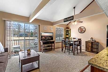 2 Bed 2 Bath Fall Creek Condo