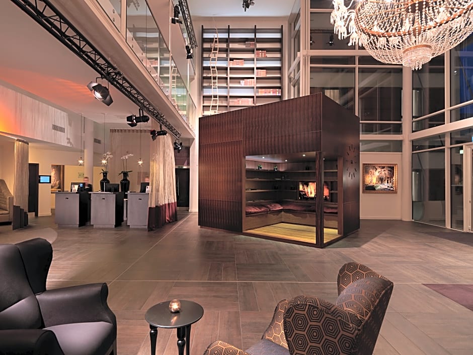 Guildford Harbour Hotel