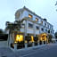La Place Sarovar Portico Hotel