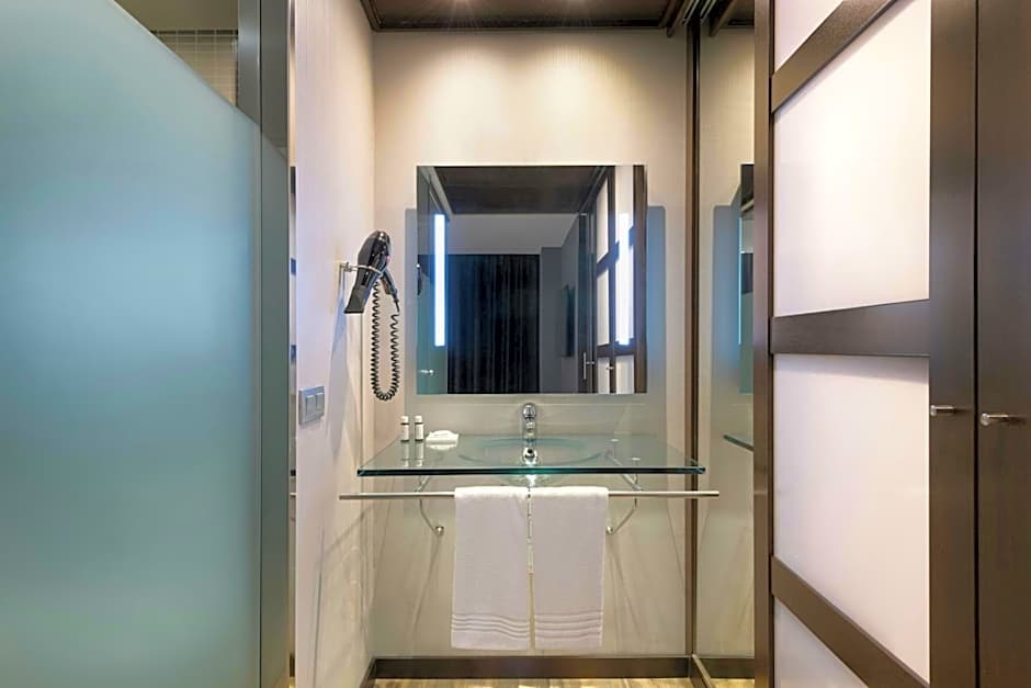 AC Hotel by Marriott Madrid Feria