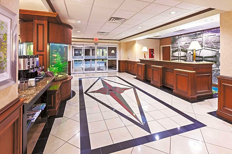 La Quinta by Wyndham Corpus Christi-N Padre Isl.