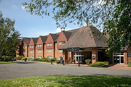 Ashford International Hotel - QHotels