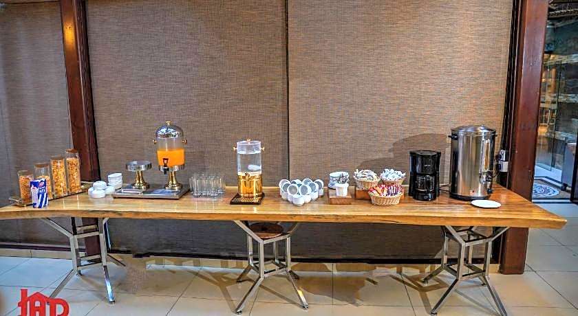 Jad Hotel Suites