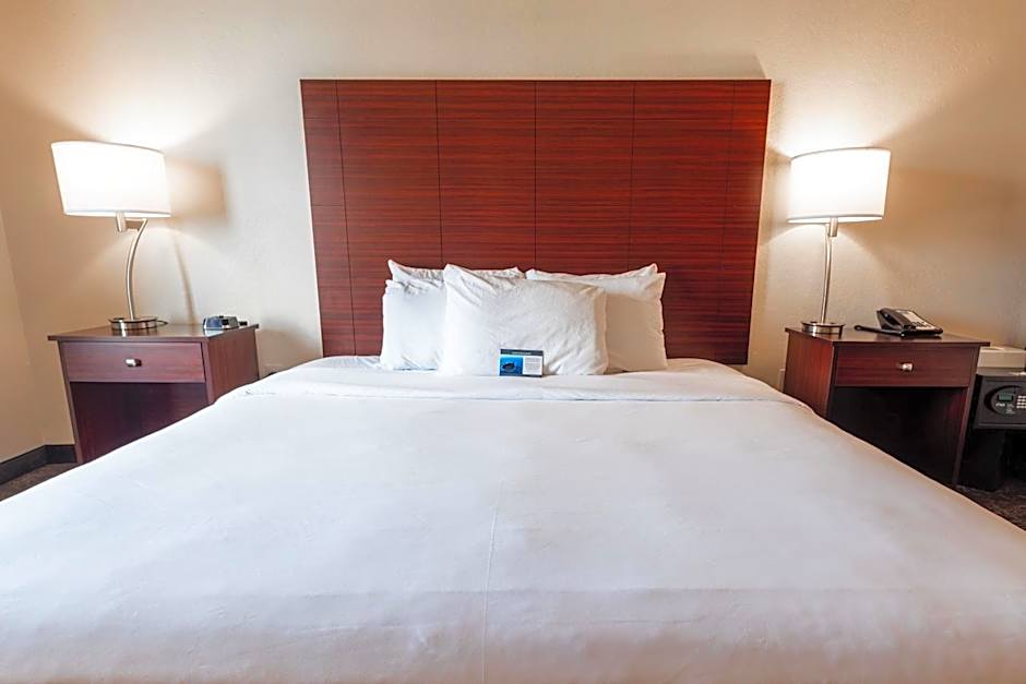 Cobblestone Inn & Suites - Big Lake