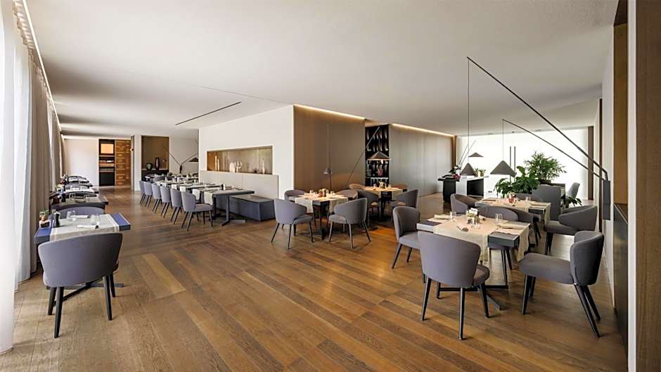 Hilton Lake Como