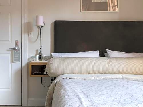 Beacon Hill Hotel