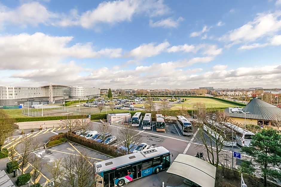 Novotel Suites Paris CDG Airport Villepinte