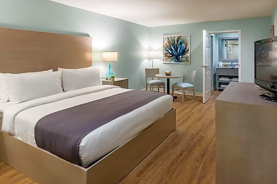 The Palms Oceanfront Hotel