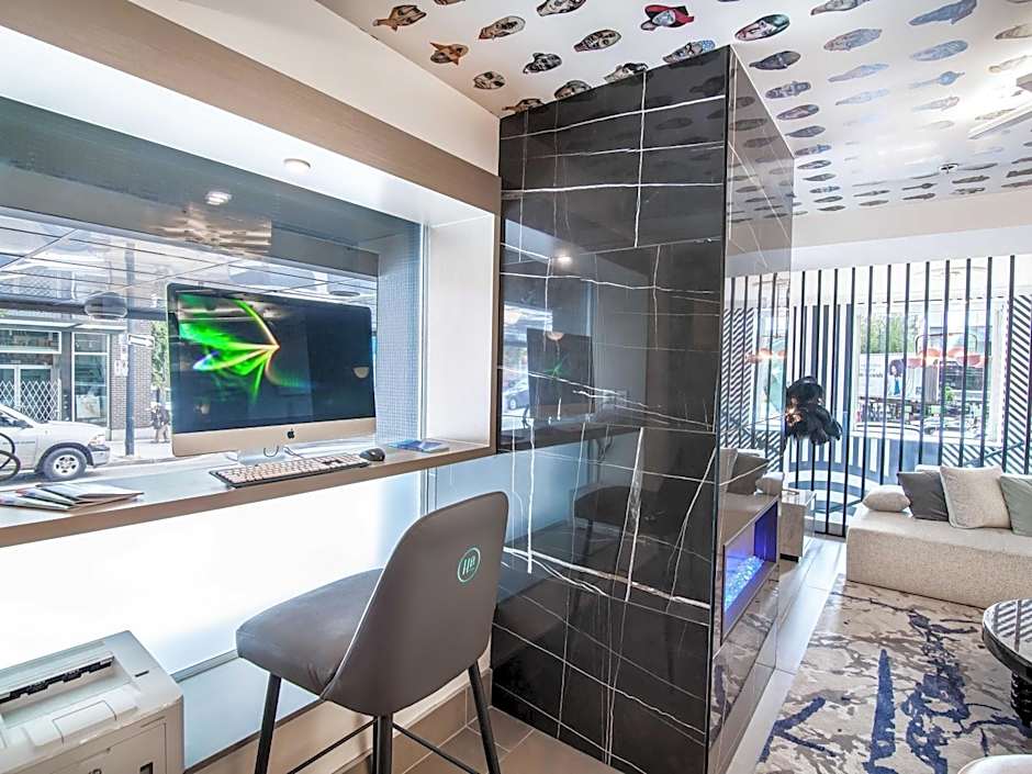 Hotel Belmont Vancouver MGallery