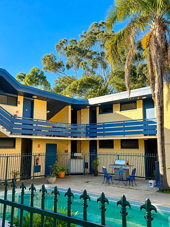 Pathfinder Motel