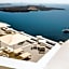 Sun Rocks Boutique Hotel - Caldera View Suites & Sunset Dining Experience