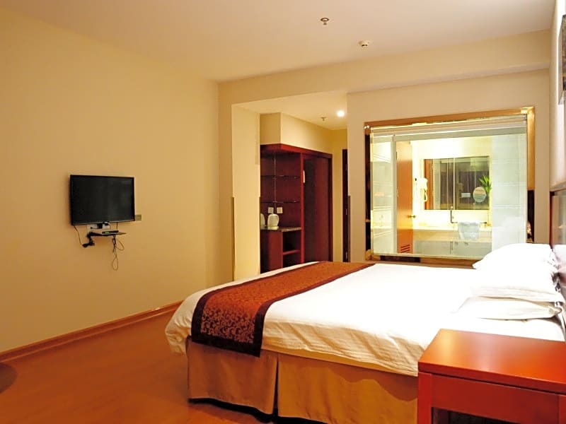 GreenTree Inn Jiangsu Yancheng Dongtai Jianggang Yingbin Road Gangcheng Avenue Business Hotel