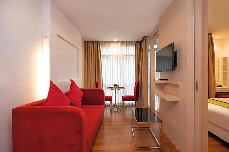 Photo 1 of 28 of 1 Bedroom Apartment
