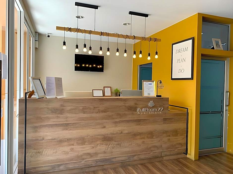 Fullroom 77 Srinakarin