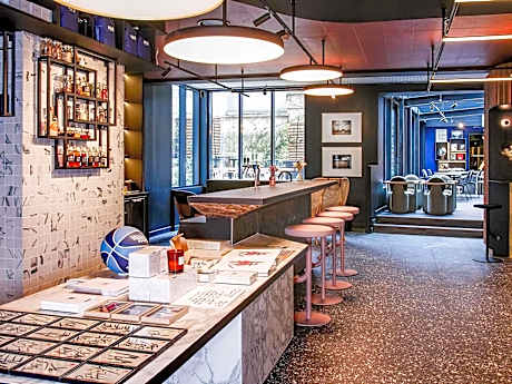 Tribe Paris Batignolles