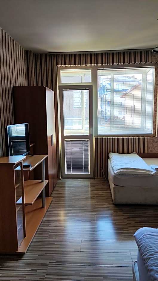 PLEVEN Rooms