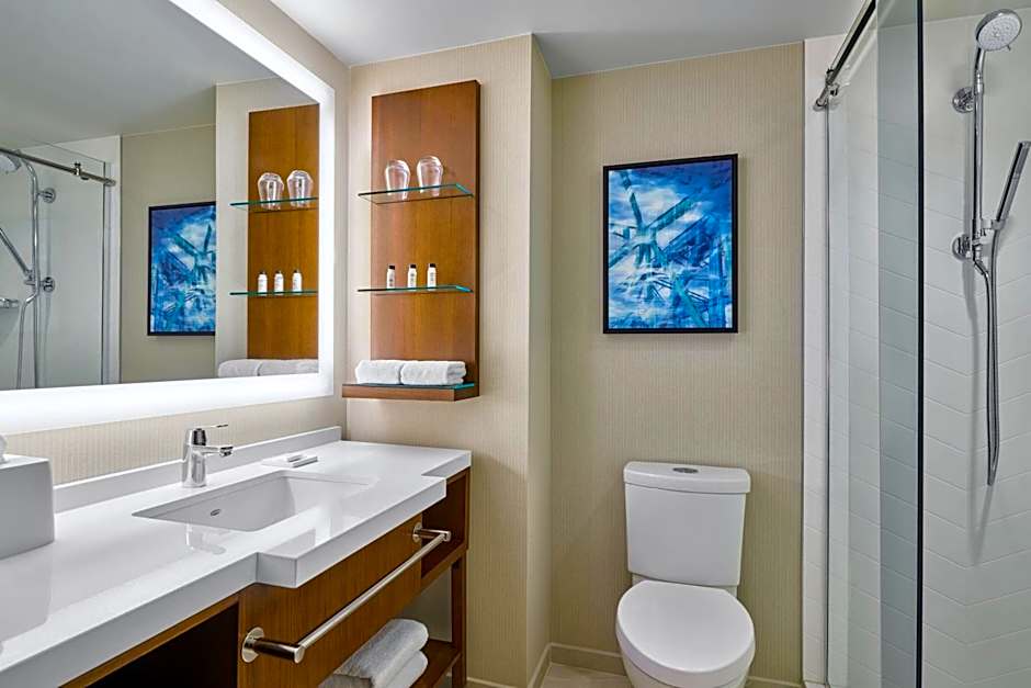 Delta Hotels by Marriott Ashland Downtown