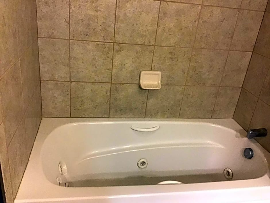 Super 8 by Wyndham Rexburg