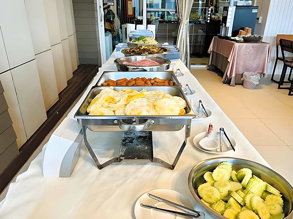 Pimpimarn Beach Hotel