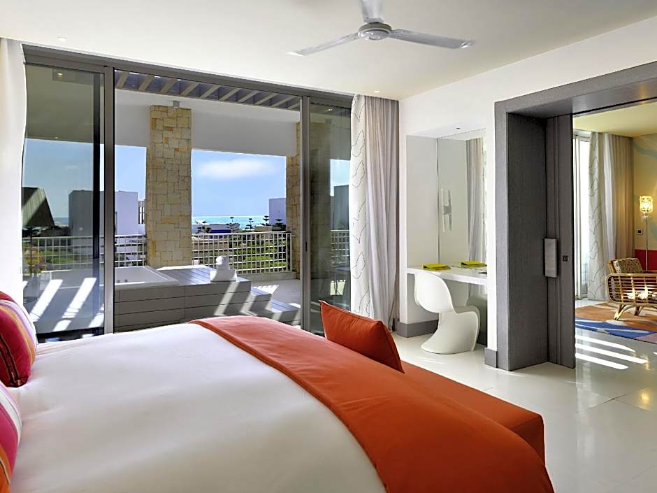 Photo 1 of 12 of Prestige 1 King Bed Suite, Hot Tub, Garden View, Terrace