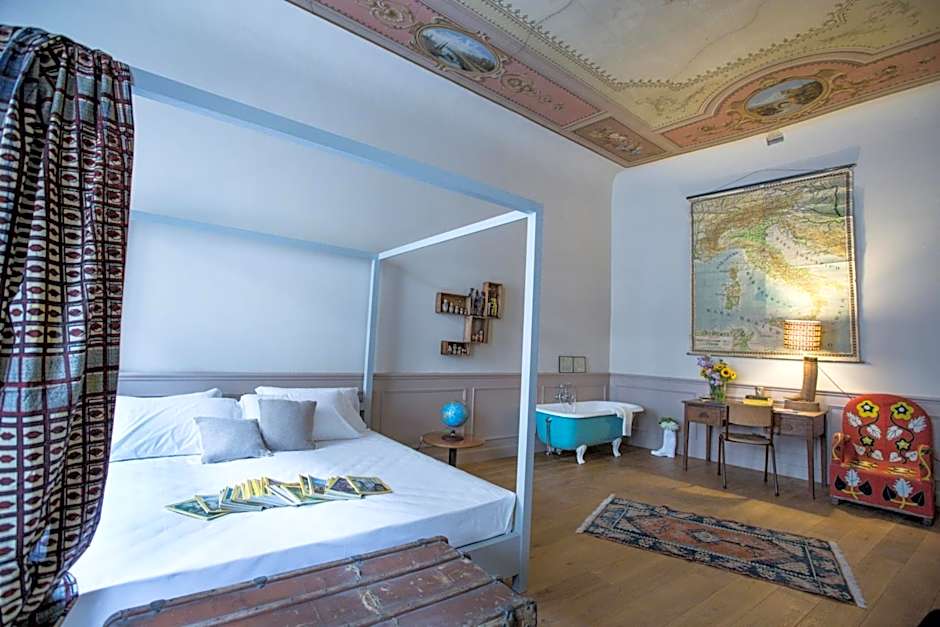Soprarno Suites