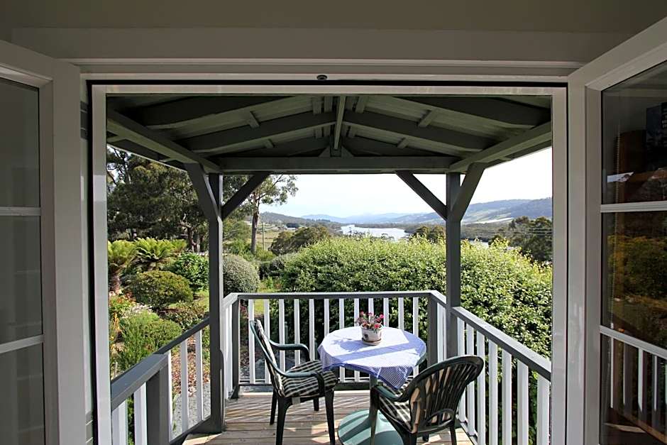 Hillside Bed and Breakfast